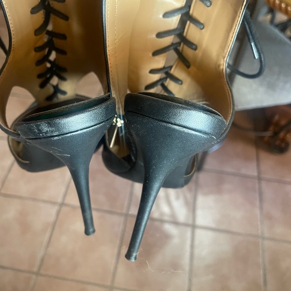 Jessica Simpson heels - Picture 3 of 6